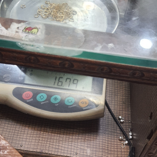 Gold-https://media.vyaparify.com/vcards/products/232586/product_1747295569_68259d51c3b4e.png Image