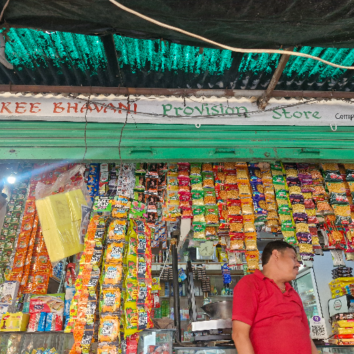 General store-https://media.vyaparify.com/vcards/products/233276/product_1747311017_6825d9a9d7562.png Image