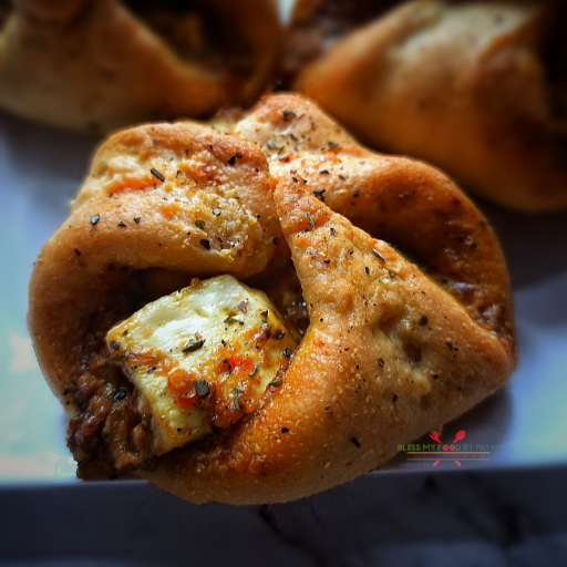 Veg and non veg zingi parcel-https://media.vyaparify.com/vcards/products/233582/product_1747370456_6826c1d822490.png Image
