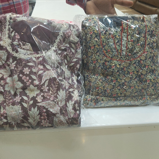 Silik store-https://media.vyaparify.com/vcards/products/233675/product_1747374003_6826cfb3e54f6.png Image