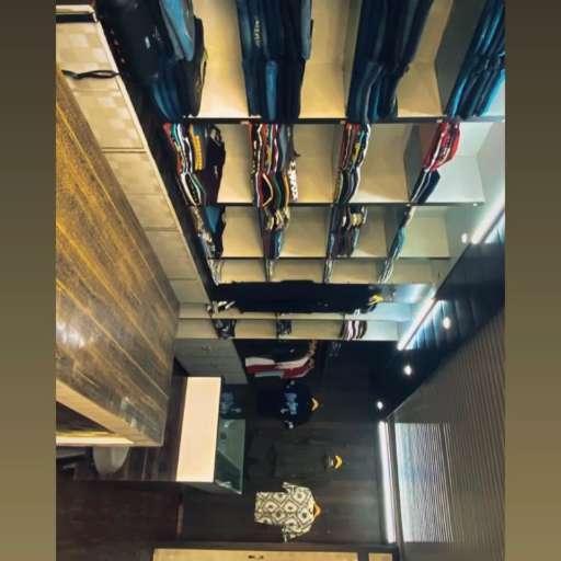 Garments-https://media.vyaparify.com/vcards/products/258667/product_1748255344_683442706f62d.png Image