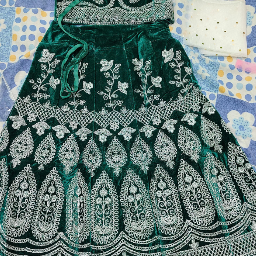 Saree-https://media.vyaparify.com/vcards/products/259083/product_1748264704_683467008f368.png Image