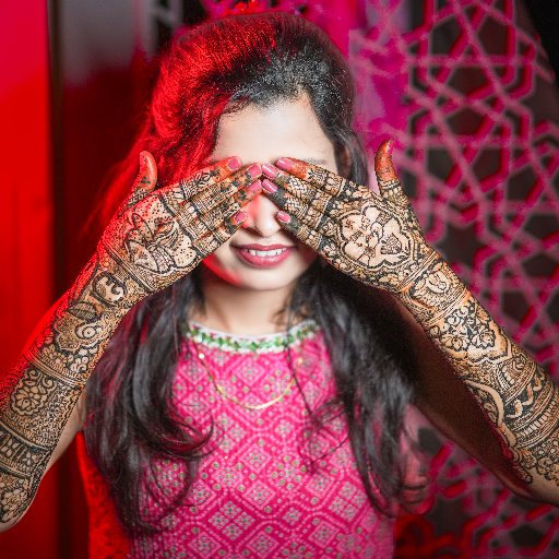 mehendi photos-https://media.vyaparify.com/vcards/products/260334/product_1748337880_683584d8e50ac.png Image