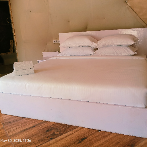 Rooms-https://media.vyaparify.com/vcards/products/267584/product_1748683696_683acbb088147.png Image