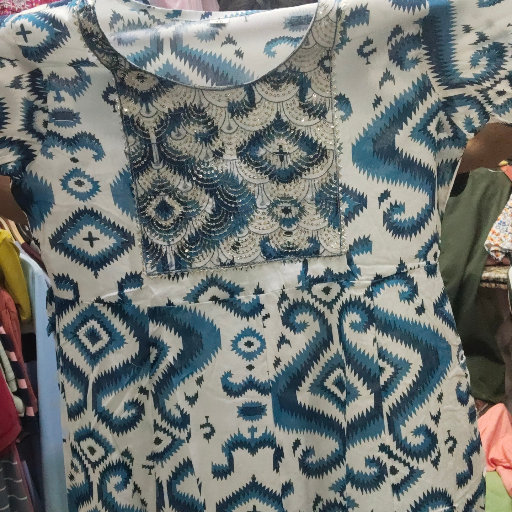 Cloth-https://media.vyaparify.com/vcards/products/269989/product_1748851416_683d5ad81c523.png Image