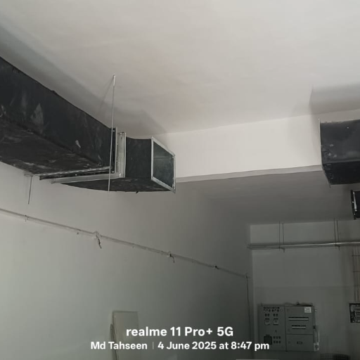 Supreme-https://media.vyaparify.com/vcards/products/280576/product_1749212889_6842ded99149f.png Image