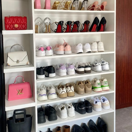 Wooden work-https://media.vyaparify.com/vcards/products/292673/product_1750062129_684fd4310624b.png Image