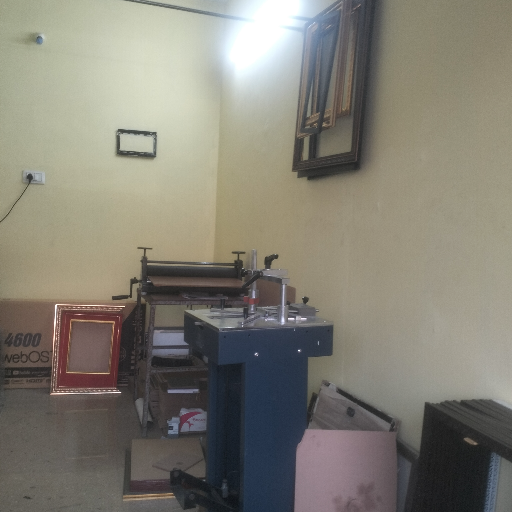 PHOTO FRAMES AND SMART TV-https://media.vyaparify.com/vcards/products/293075/product_1750078020_685012446850e.png Image