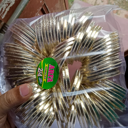 Bangles-https://media.vyaparify.com/vcards/products/294049/product_1750146075_68511c1b6854a.png Image