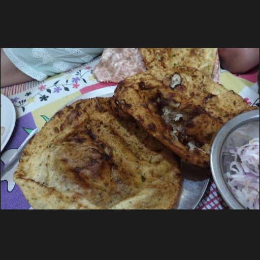 Samosa-https://media.vyaparify.com/vcards/products/294336/product_1750158352_68514c10cab67.png Image