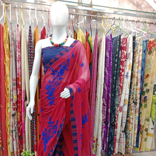 Mix n match pure cotton saree with bp Hand stitch and half n half.-https://media.vyaparify.com/vcards/products/294447/product_1750168929_68517561bb3a1.png Image