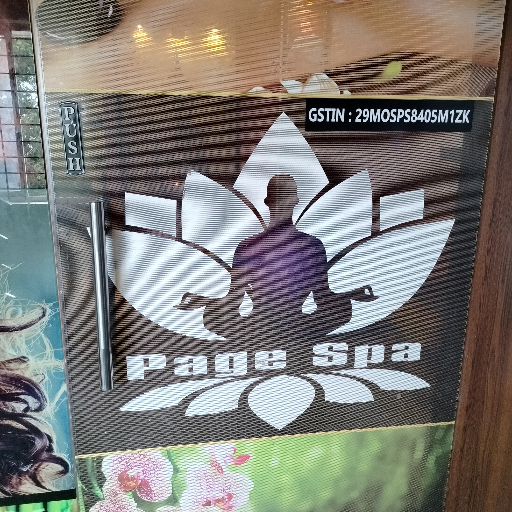 Saloon-https://media.vyaparify.com/vcards/products/294791/product_1750235534_6852798eb2458.png Image