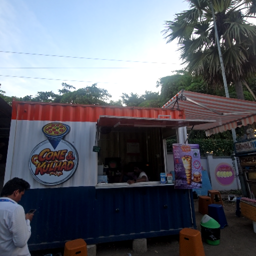 Pizza-https://media.vyaparify.com/vcards/products/305878/product_1752583469_68764d2d5ca6f.png Image