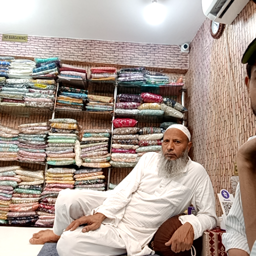 Ladies pakistani suites-https://media.vyaparify.com/vcards/products/309277/product_1752837800_687a2ea8723a3.png Image