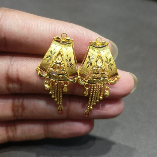 Ear tops-https://media.vyaparify.com/vcards/products/310522/product_1753011043_687cd3636b278.png Image