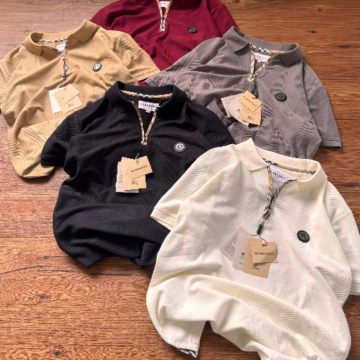 Burburry kniting T shirt-https://media.vyaparify.com/vcards/products/326645/product_1755000096_689b2d2064d2c.png Image