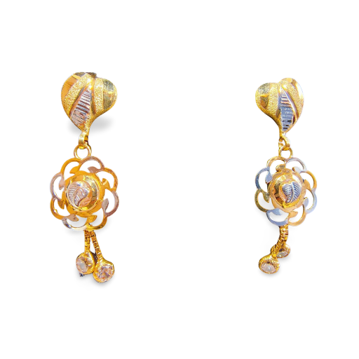 Earings-https://media.vyaparify.com/vcards/products/342404/product_1757063676_68baa9fc7def8.png Image