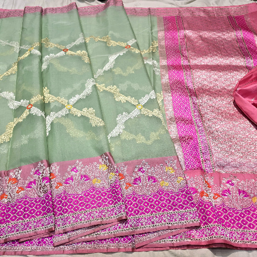 Banarasi Organza Saree-https://media.vyaparify.com/vcards/products/343915/product_1757220782_68bd0fae38c0e.png Image