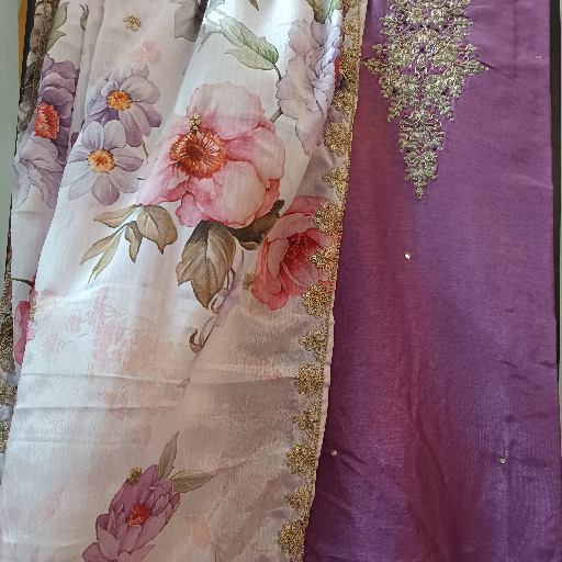 Ethnic Unstiched Suit-https://media.vyaparify.com/vcards/products/350301/product_1757767860_68c568b477c7d.png Image