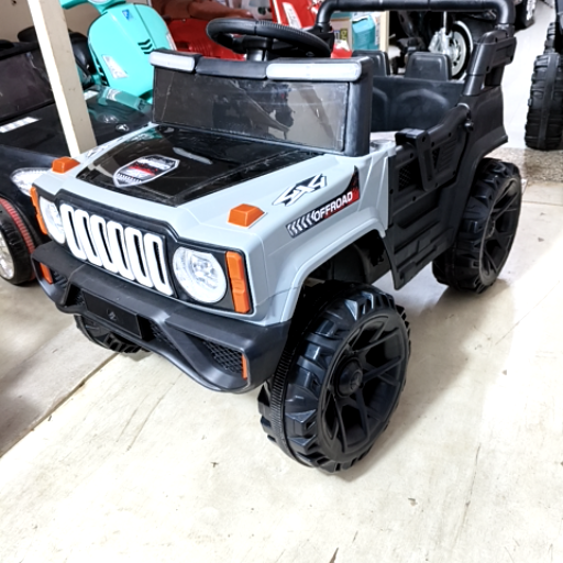 Electric jeep for kids-https://media.vyaparify.com/vcards/products/351894/product_1757936057_68c7f9b9d0b8e.png Image