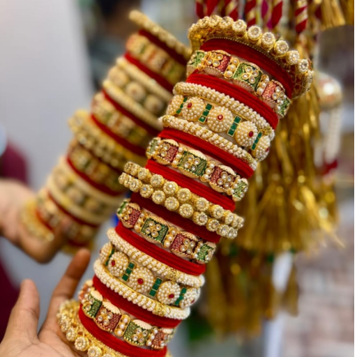 Bridal chuda-https://media.vyaparify.com/vcards/products/353109/product_1758017171_68c9369325c52.png Image