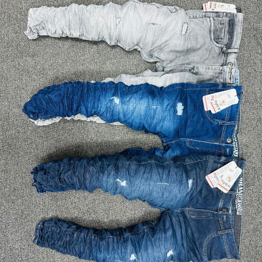 Jeans-https://media.vyaparify.com/vcards/products/355341/product_1758112950_68caacb63e10a.png Image