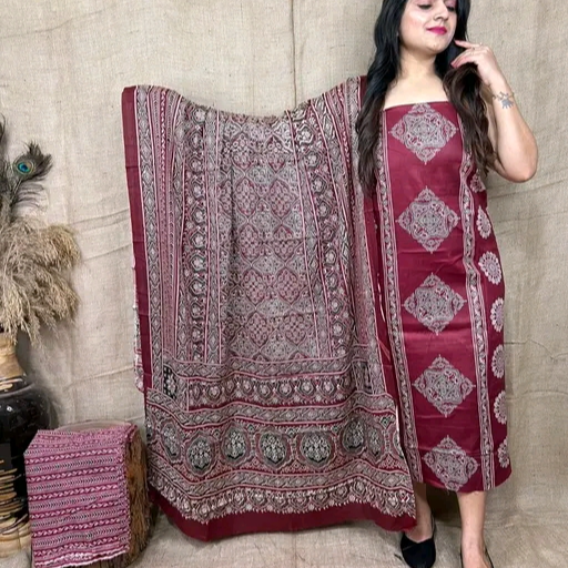  Ajrakh print SUMRA AASIYA MO  ALI SANJOG NAGAR MOTA PIR ROAD BHUJ KACHCHH    BHUJ KACHCHH