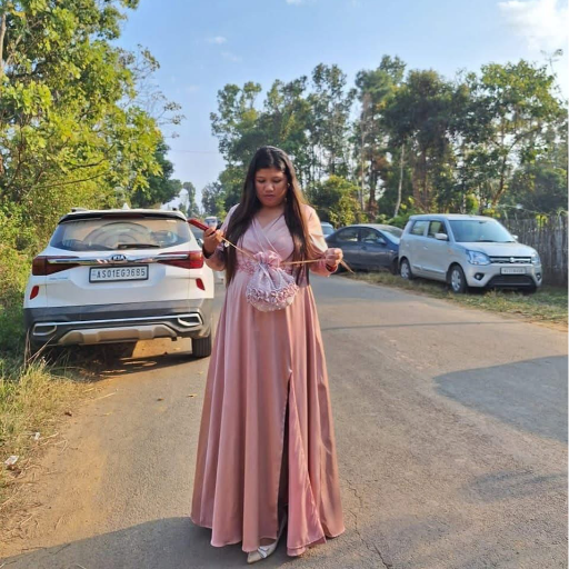 Custom made bridesmaid dress-https://media.vyaparify.com/vcards/products/362317/product_1758616164_68d25a64dc9c9.png Image