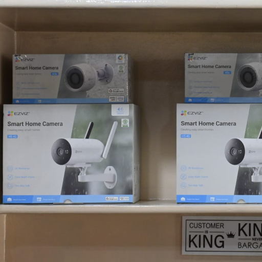 OUT DOOR WIFI CAMARA-https://media.vyaparify.com/vcards/products/366005/product_1758970945_68d7c4416e892.png Image