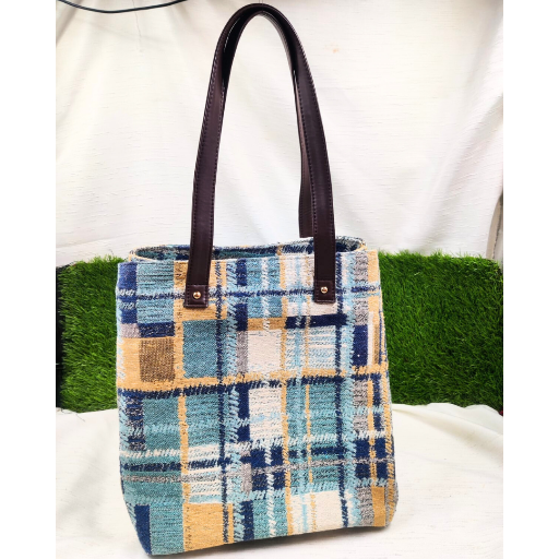 Three Partition Lose Bag-https://media.vyaparify.com/vcards/products/373015/product_1759743844_68e38f6431739.png Image