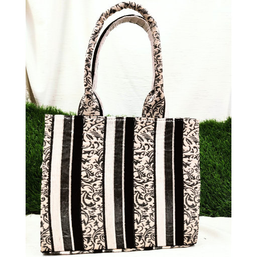 Medium Jacquard Tote Bag-https://media.vyaparify.com/vcards/products/373272/product_1759749076_68e3a3d42ddb5.png Image