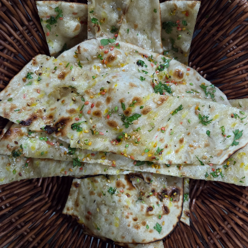  Butter naan GURUMAULI GUESTHOUSE AND PUREVEG JUNA RAJAWADA  SAMOR NEHARU GALLI  AKKALKOT SOLAPUR LANDMARK Near Old Palace