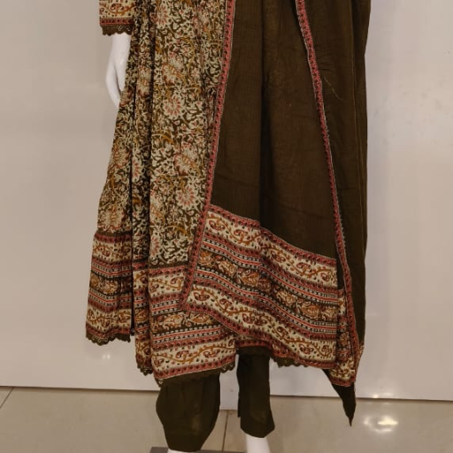 anarkali long suit-https://media.vyaparify.com/vcards/products/375002/product_1759835089_68e4f3d1726d4.png Image