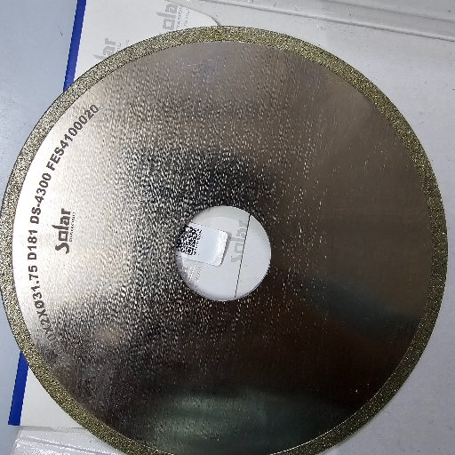 Solar diamond-https://media.vyaparify.com/vcards/products/376975/product_1759947714_68e6abc29cdf3.png Image