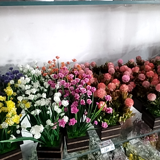 table flower-https://media.vyaparify.com/vcards/products/377024/product_1759980826_68e72d1a3375e.png Image