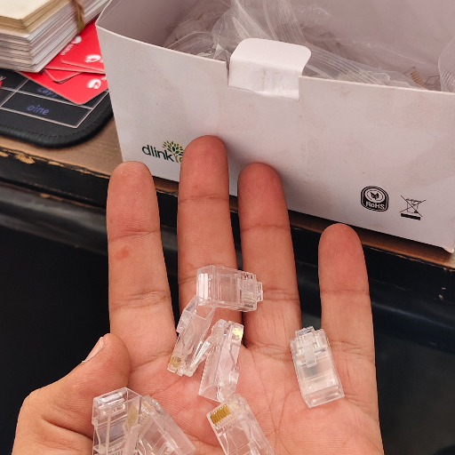Dlink Rj45 Conecter-https://media.vyaparify.com/vcards/products/378858/product_1760083600_68e8be903f4e8.png Image
