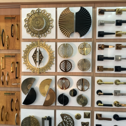 Door handle-https://media.vyaparify.com/vcards/products/379329/product_1760093982_68e8e71ecc664.png Image