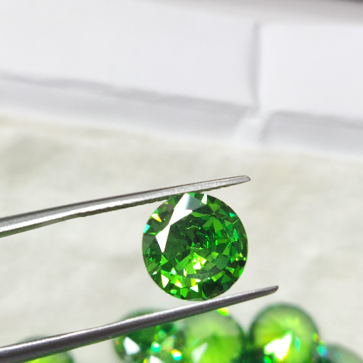 Synthetic Round Emerald Green Stone-https://media.vyaparify.com/vcards/products/379882/product_1760167353_68ea05b975d87.png Image