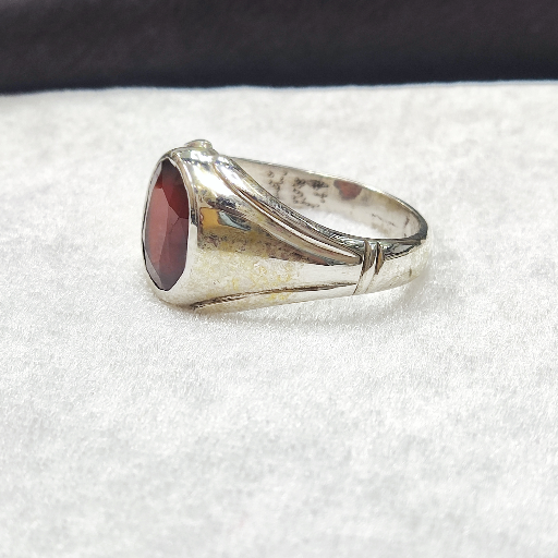 Hessonite (Gomed) Sterling Silver Ring-https://media.vyaparify.com/vcards/products/379912/product_1760169039_68ea0c4f9dc47.png Image