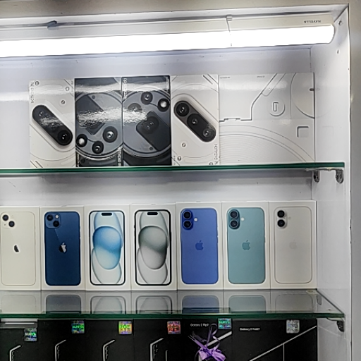 IPHONE 17-https://media.vyaparify.com/vcards/products/387334/product_1760692669_68f209bdf28a8.png Image