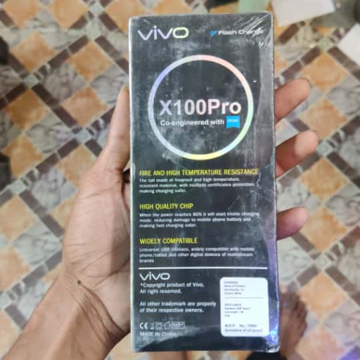 VIVO MOBILE CHARGER-https://media.vyaparify.com/vcards/products/394754/product_1761643077_69008a45a712a.png Image