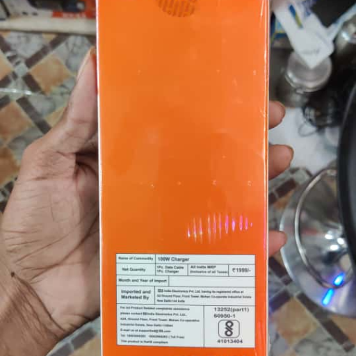 mi MOBILE CHARGER-https://media.vyaparify.com/vcards/products/394759/product_1761643210_69008acab0bf8.png Image