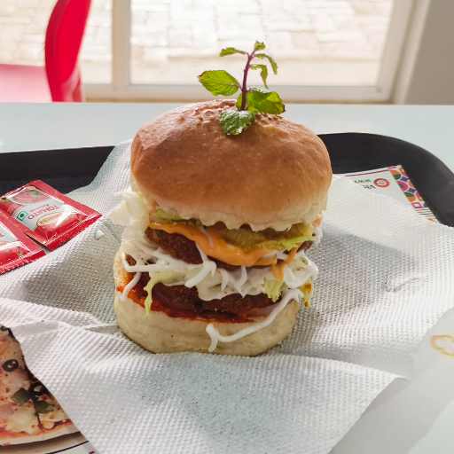 VEGGIE VISHAL BURGER-https://media.vyaparify.com/vcards/products/397291/product_1761900253_690476dd8c735.png Image