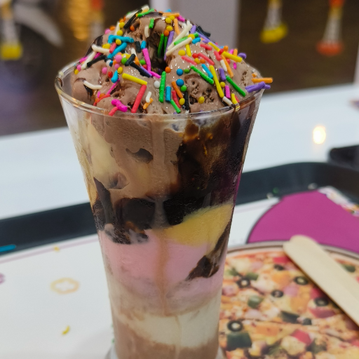  HOT CHOCO SUNDAE INSTABITE WARDHA A P PIPRI TAL DIST WARDHA WARDHA WARDHA MAHARASHTRA  442001 442001 LANDMARK HDFC BANK Arvi Road