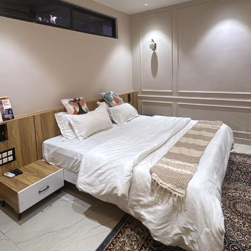  Deluxe room HOTEL GURUKRIPA RESIDENCY NARMADA NAGARJOBATS B I BANK KE PICHE JOBAT JOBAT