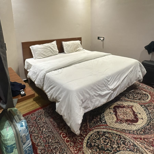  Executive room HOTEL GURUKRIPA RESIDENCY NARMADA NAGARJOBATS B I BANK KE PICHE JOBAT JOBAT