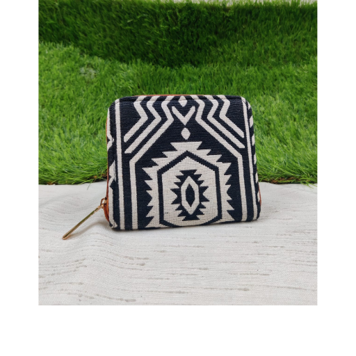 Jacquard Mini Wallet-https://media.vyaparify.com/vcards/products/402005/product_1762404486_690c28865842f.png Image