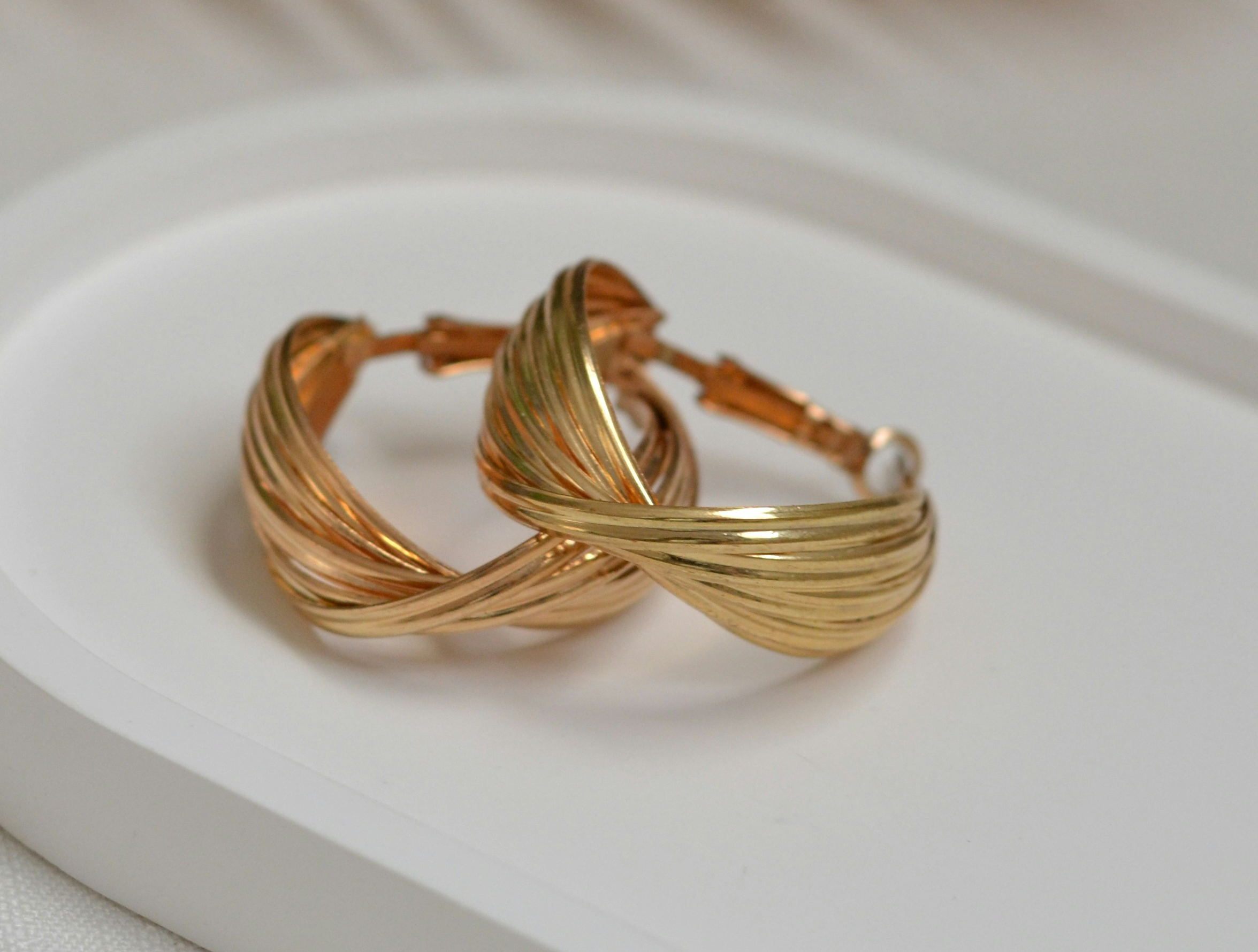 Elegant Gold Twisted Hoop Earrings