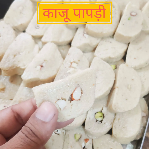 Desi Ghee kaju bite-https://media.vyaparify.com/vcards/products/405298/product_1762627433_690f8f6930570.png Image
