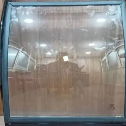 E-RICKSHAW GLASS-https://media.vyaparify.com/vcards/products/407803/product_1762926934_6914215669e2a.png Image